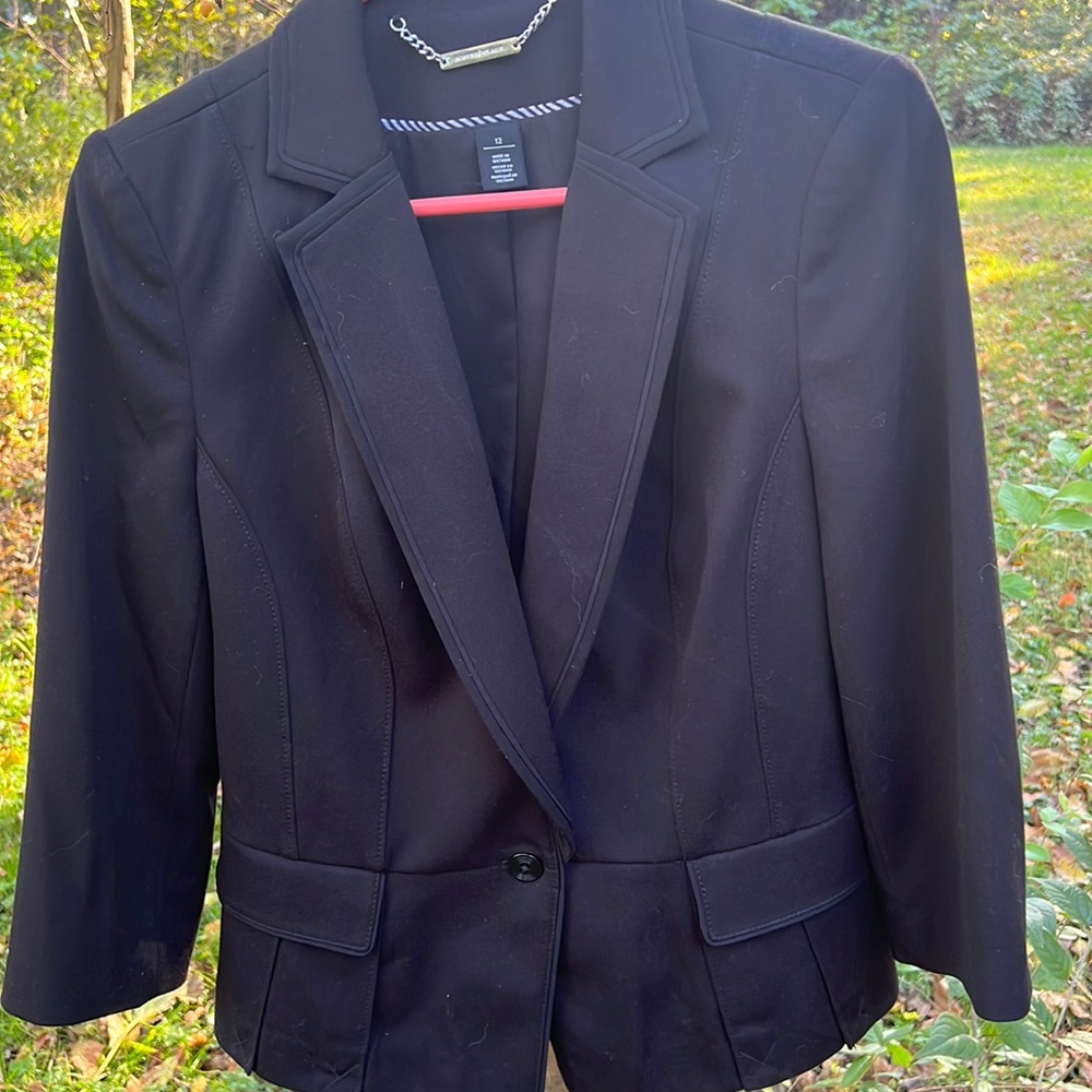 Beautiful WHBM blazer size 12.  Worn a few times only excellent condition